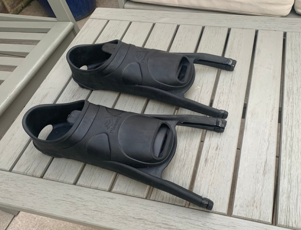 Footpockets