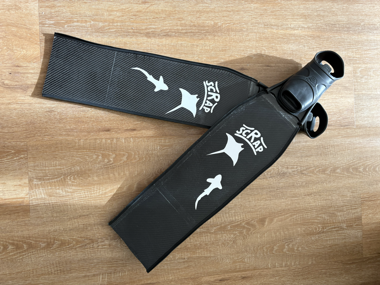 Finished Extra Stiff Competition Fins